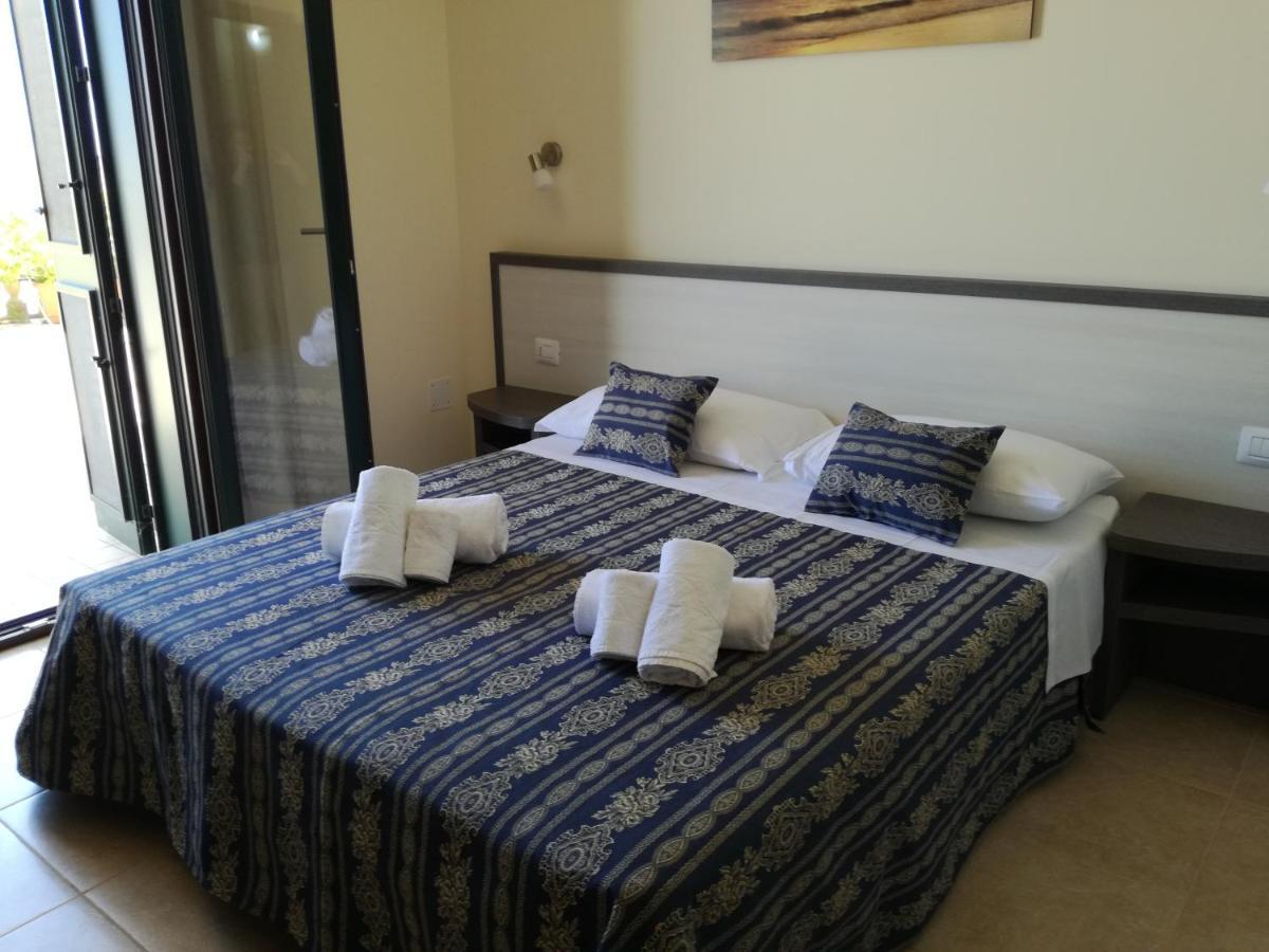 B&B Hotel Helios Uggiano La Chiesa Εξωτερικό φωτογραφία