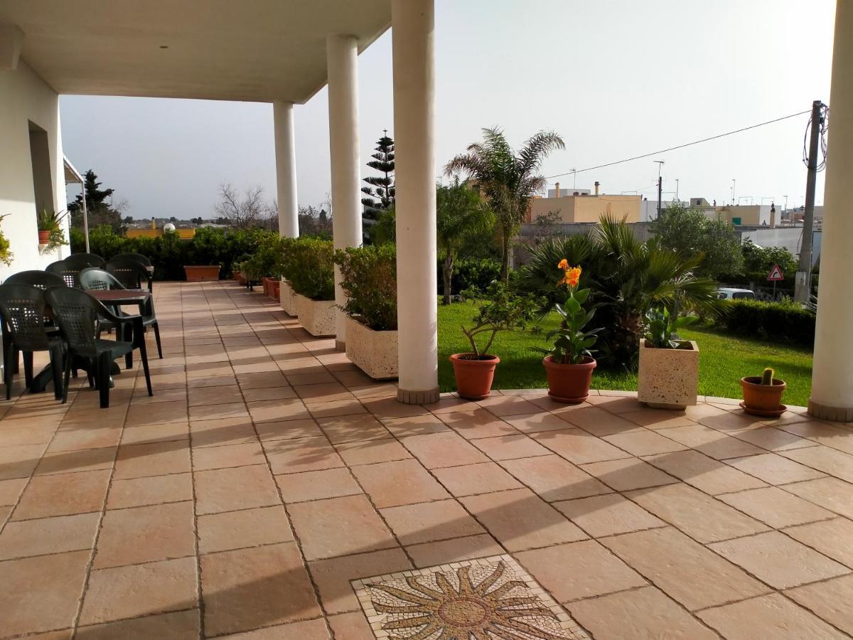 B&B Hotel Helios Uggiano La Chiesa Εξωτερικό φωτογραφία