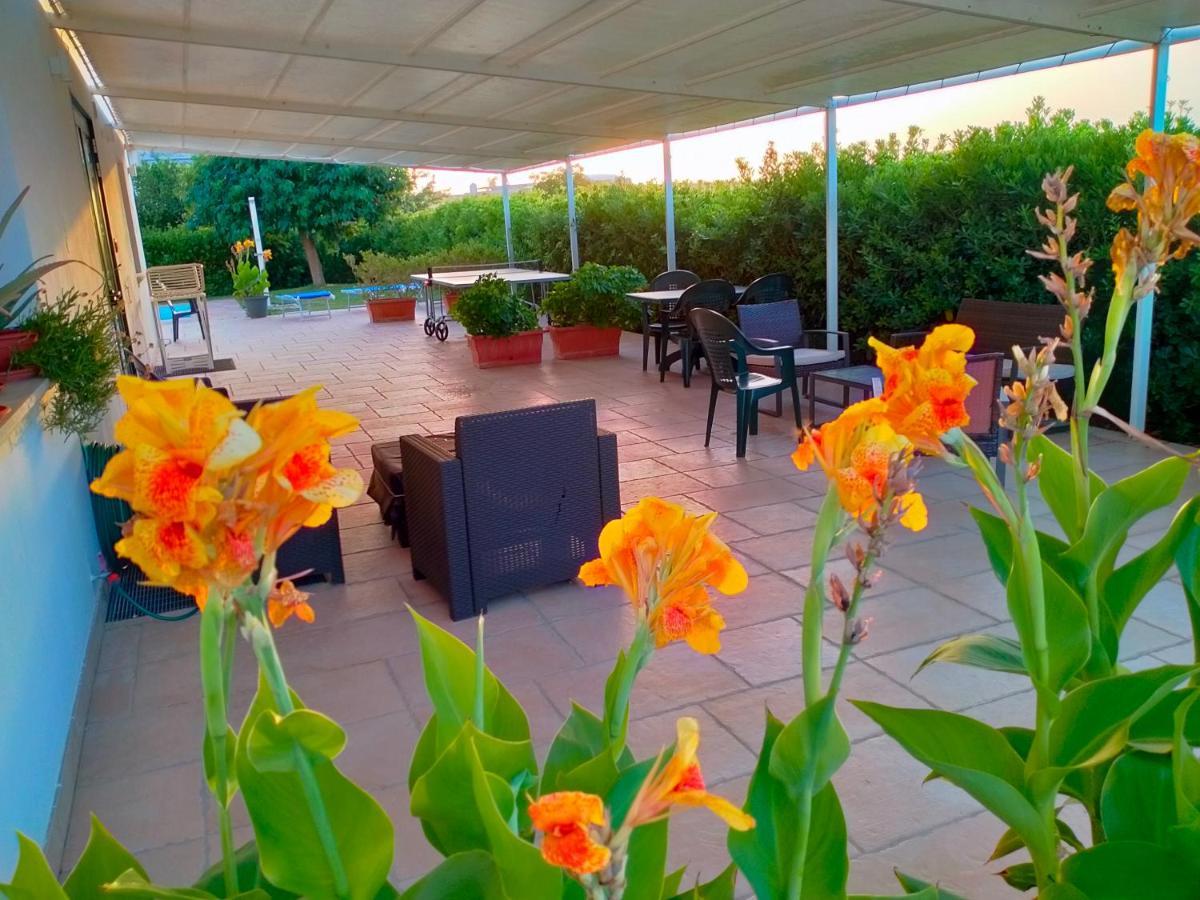 B&B Hotel Helios Uggiano La Chiesa Εξωτερικό φωτογραφία