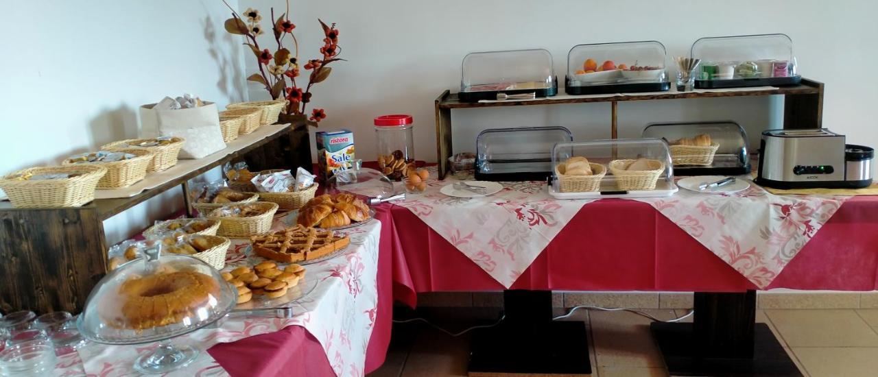B&B Hotel Helios Uggiano La Chiesa Εξωτερικό φωτογραφία