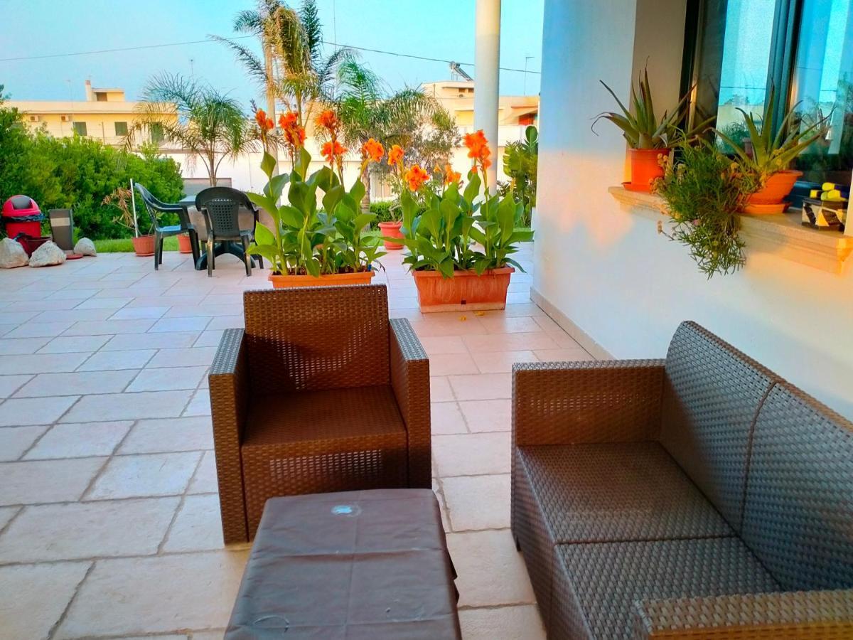 B&B Hotel Helios Uggiano La Chiesa Εξωτερικό φωτογραφία