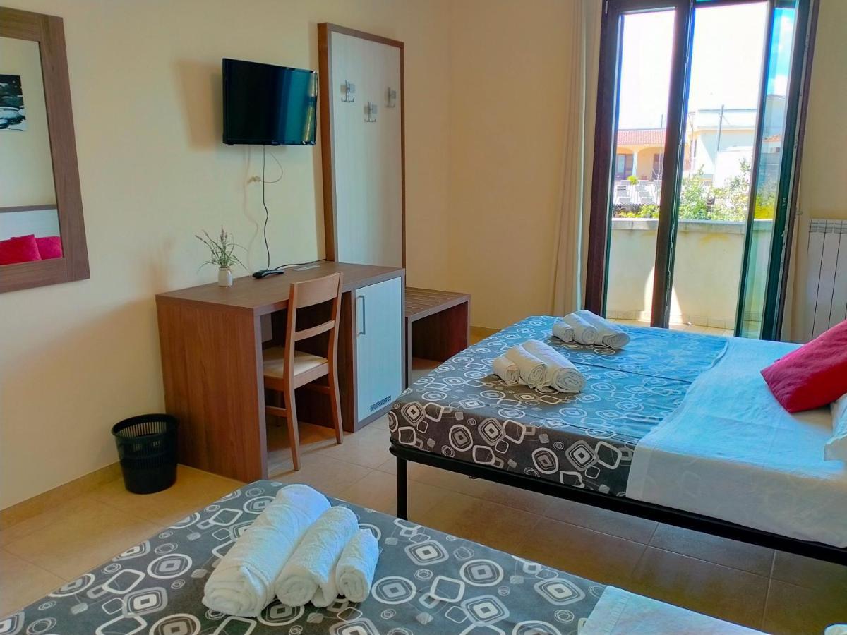 B&B Hotel Helios Uggiano La Chiesa Εξωτερικό φωτογραφία