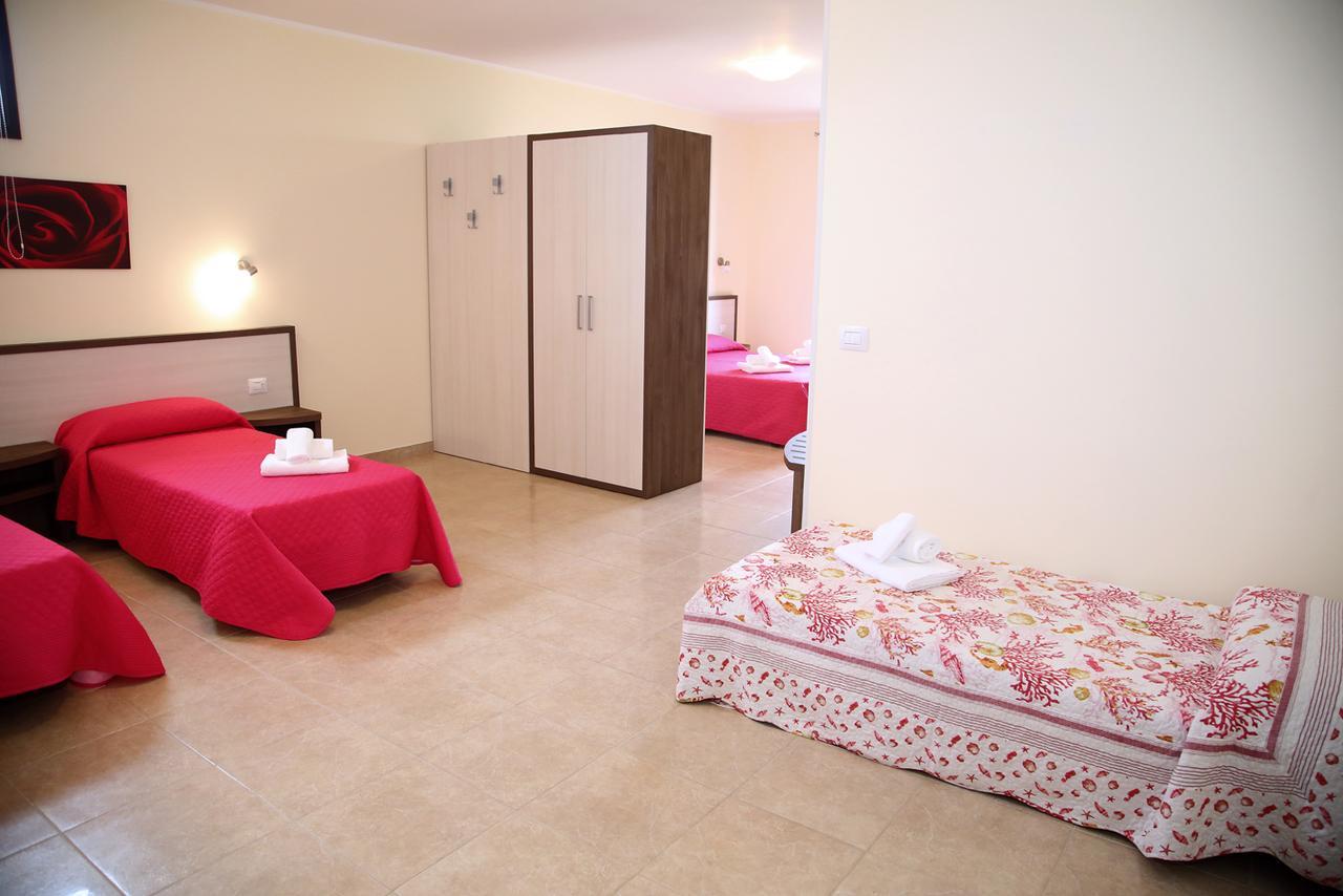 B&B Hotel Helios Uggiano La Chiesa Εξωτερικό φωτογραφία