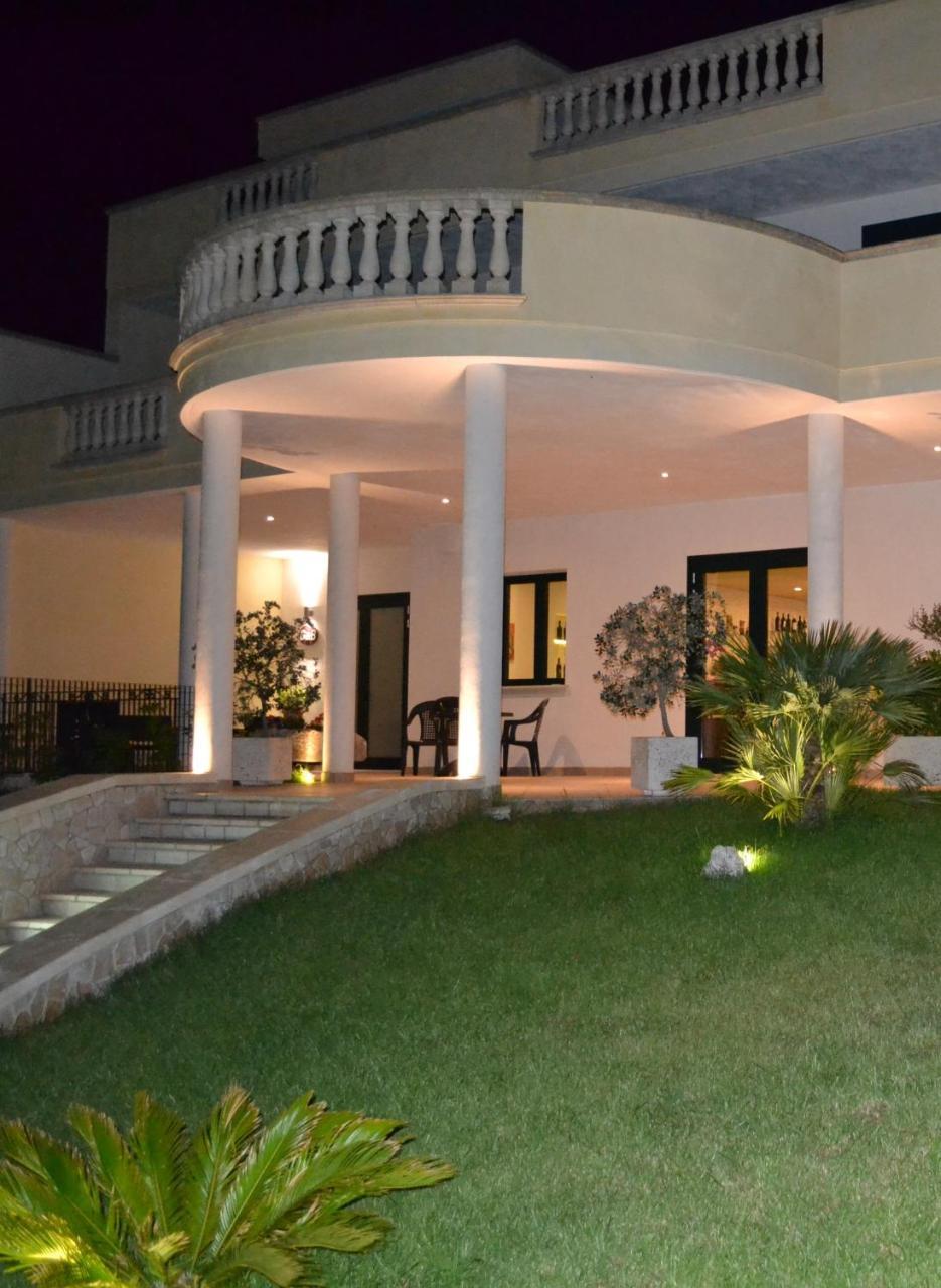 B&B Hotel Helios Uggiano La Chiesa Εξωτερικό φωτογραφία